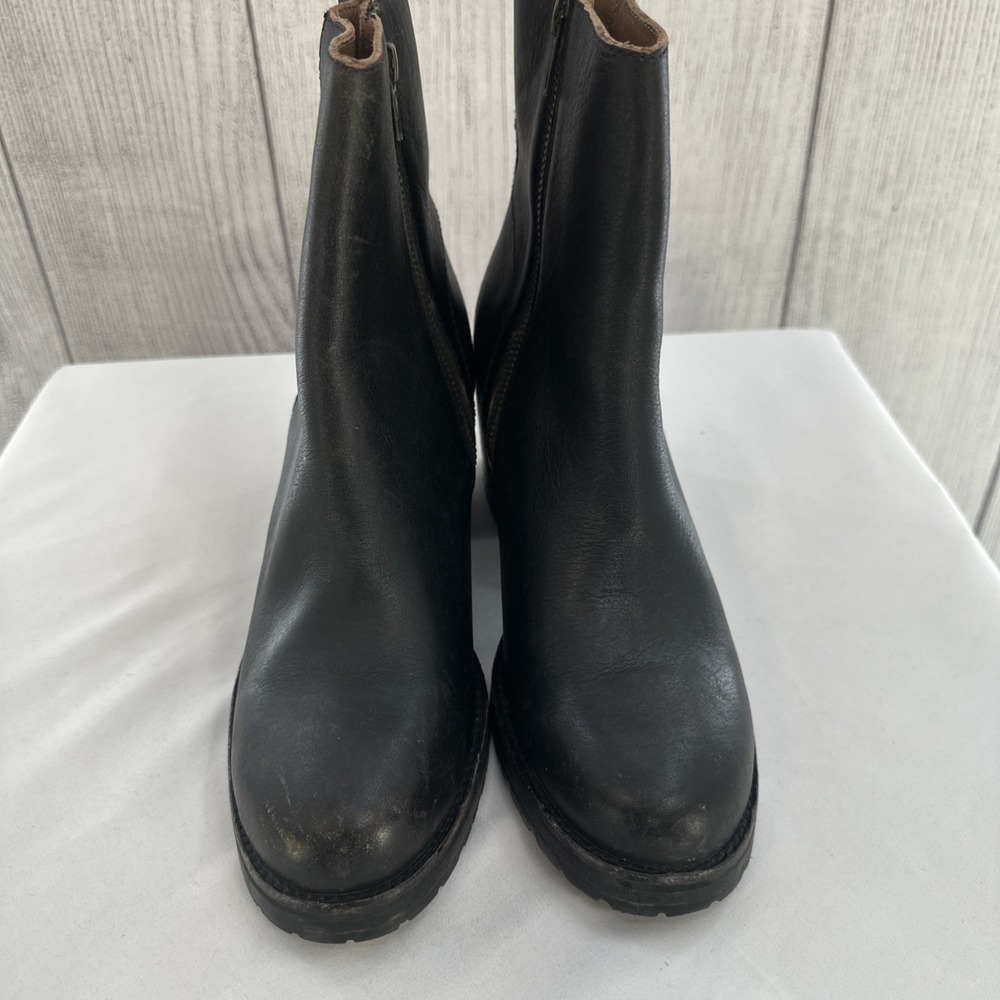 Frye Karen Booties Womens 9.5 Black Leather Intentionally Distressed Boot - Picture 3 of 13